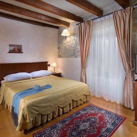 Heritage Hotel San Rocco Brtonigla Exterior foto