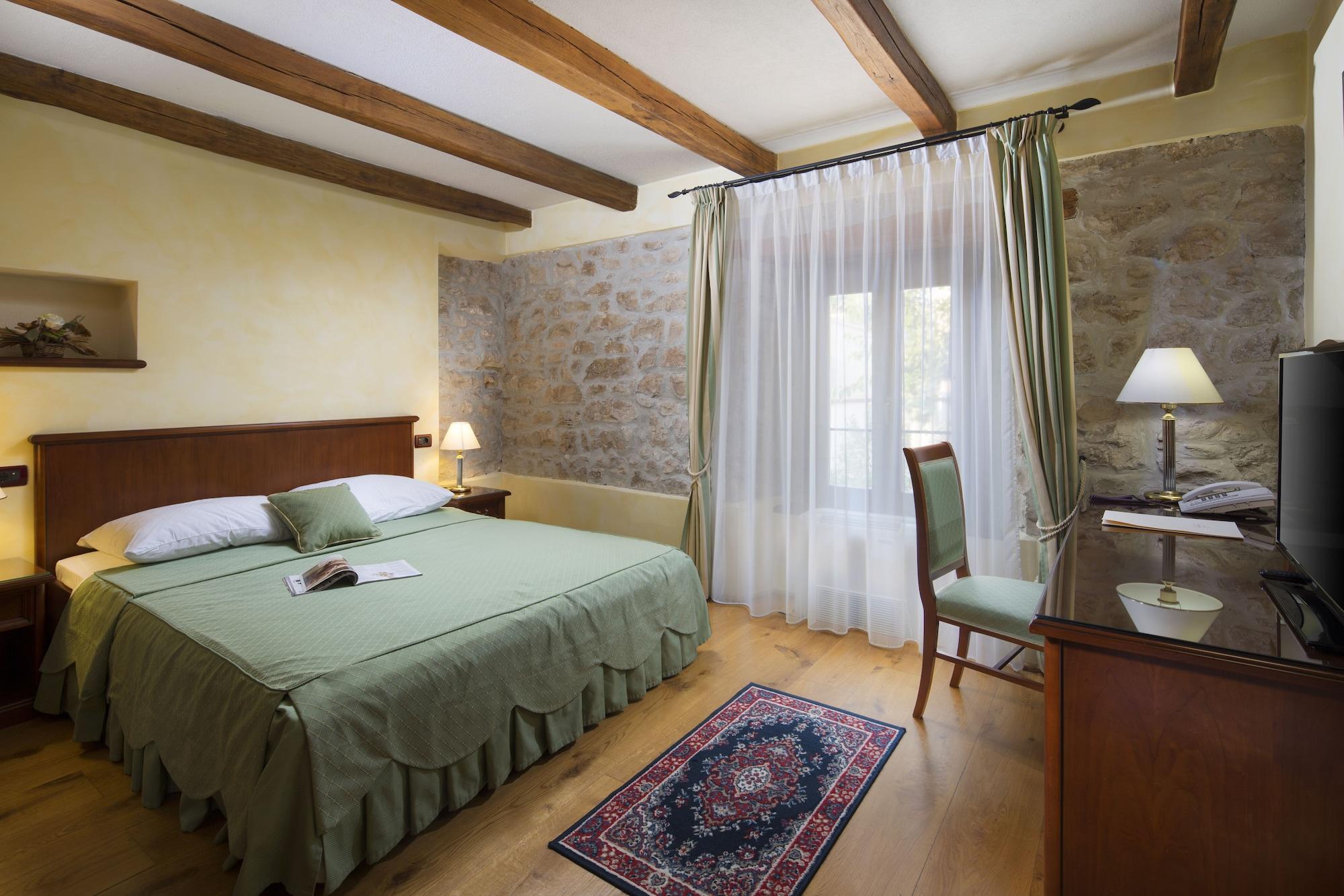 Heritage Hotel San Rocco Brtonigla Exterior foto